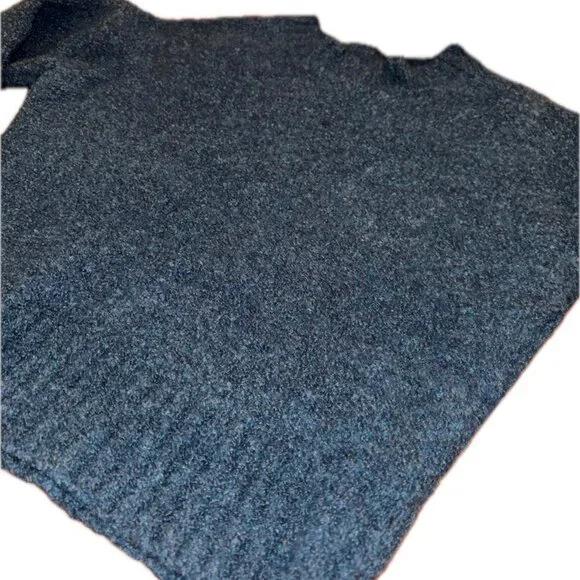 Everlane sweater - Picture 2 of 6